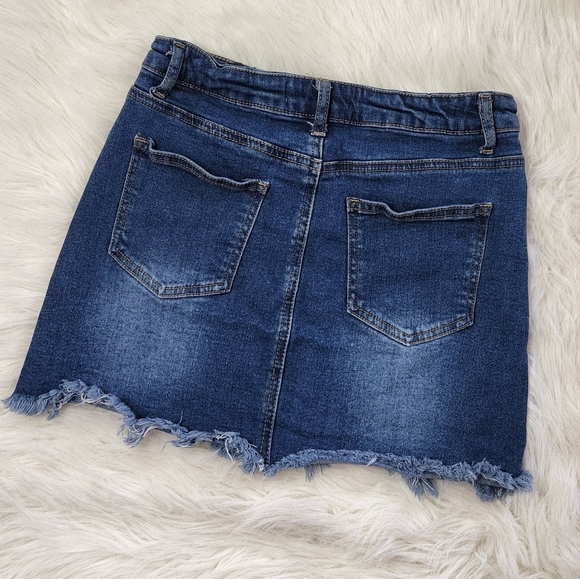 Girls- Denim Skirt (Size 9/10) - Picture 5 of 5